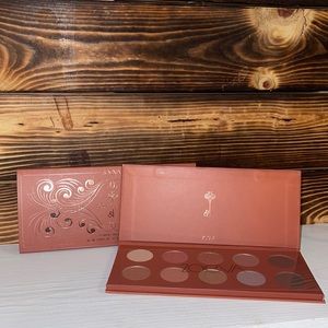 Zoeva Rose Golden Makeup Palette